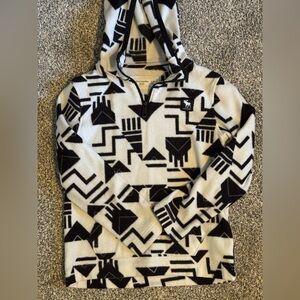 Abercrombie Kids Black and White Patterned Fleece